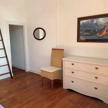 House 14 Pers - And Shops Within Walking Distance - Garden Vakantiehuis