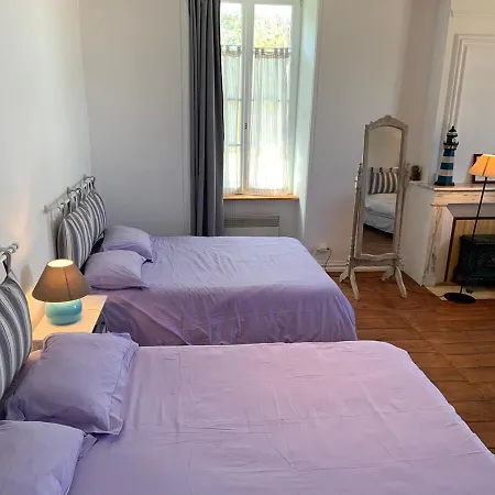 House 14 Pers - And Shops Within Walking Distance - Garden Saint-Georges-de-Didonne